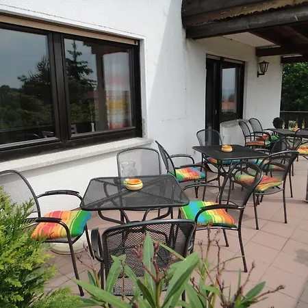 Am Sonnenberg 3*