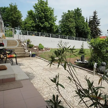 Am Sonnenberg 3*